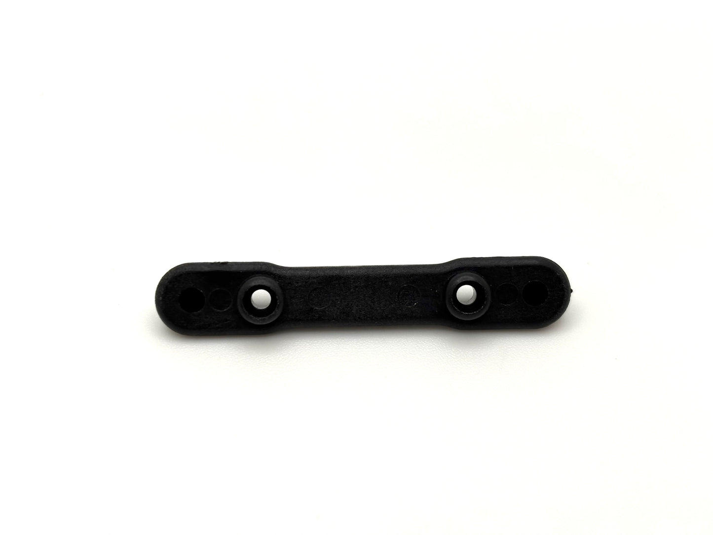 Fan RC B4 / T4 Front Hinge Pin Brace, FR4-006