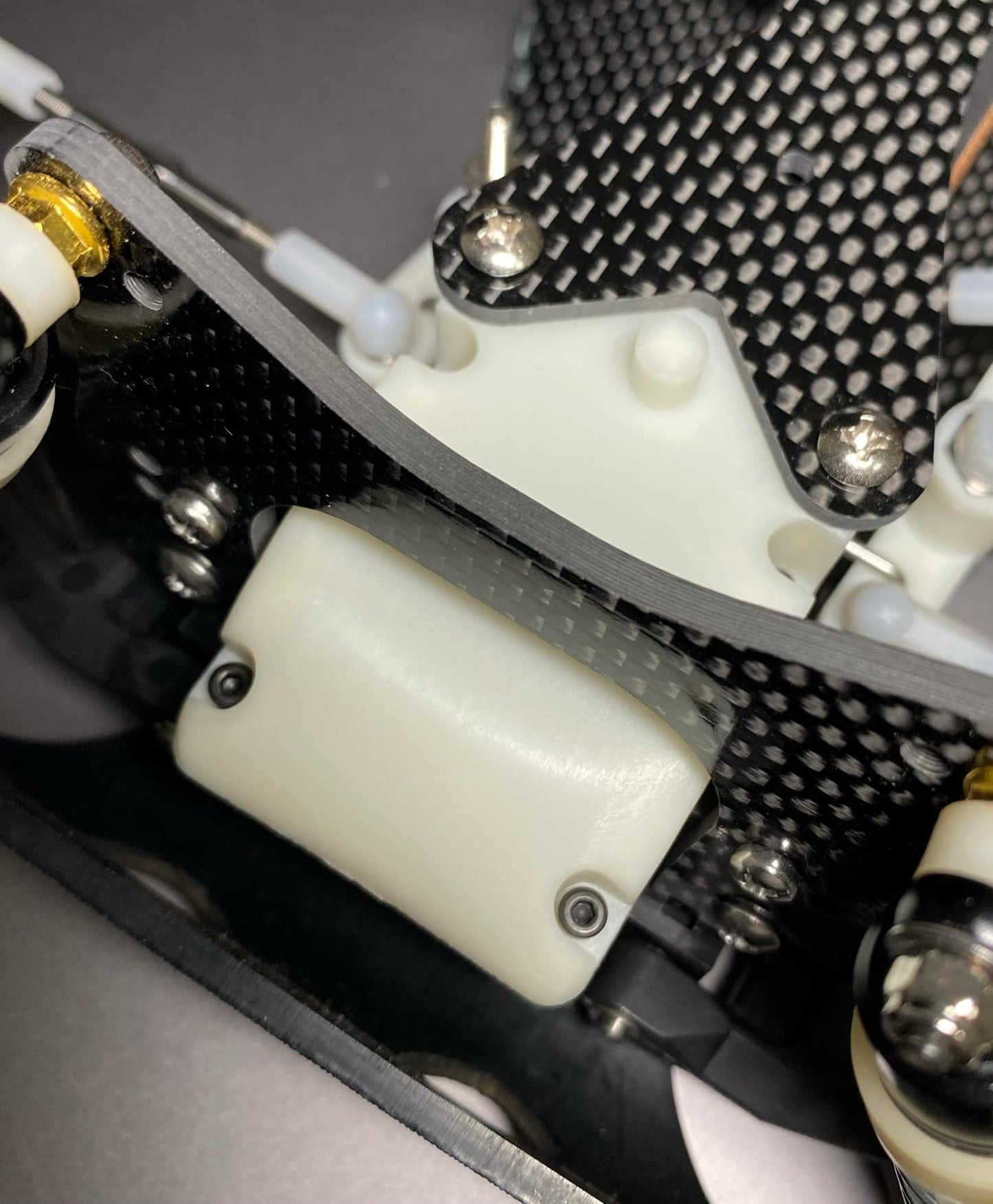 Bulkhead Caps Set (White) For Yokomo Dogfighter, FZ-003