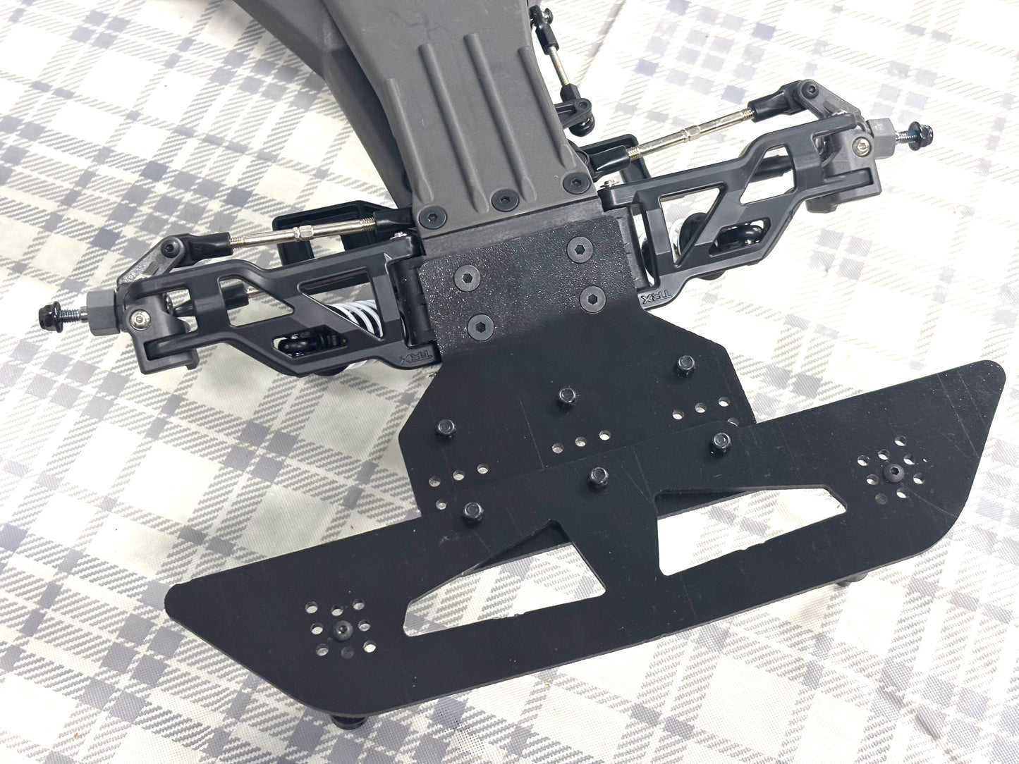 Ripper Traxxas Slash 2WD Street Stock Front Bumper Mount Kit, VRC-9236