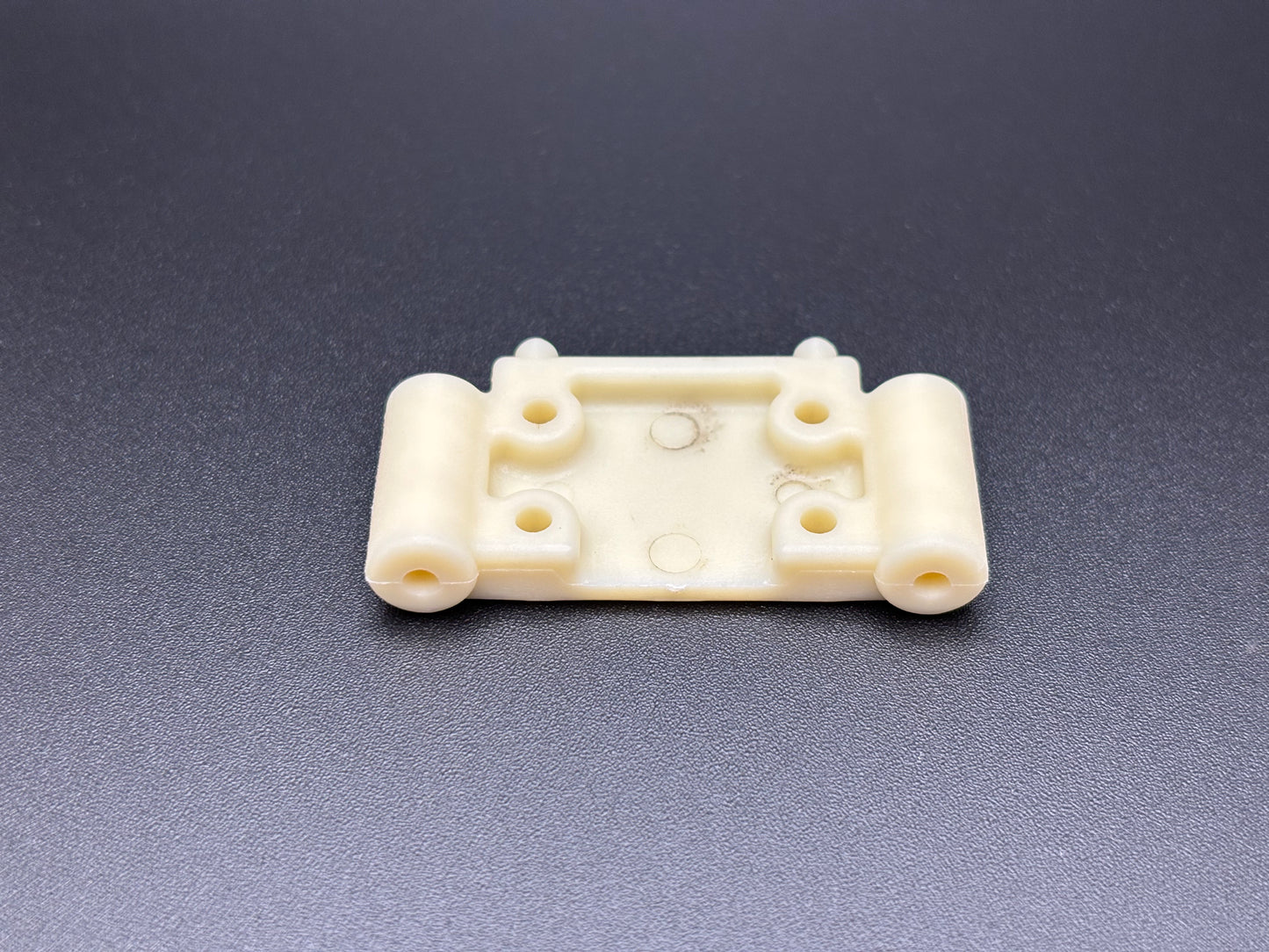 Fan RC B4 Front Bulkhead, FR4-007