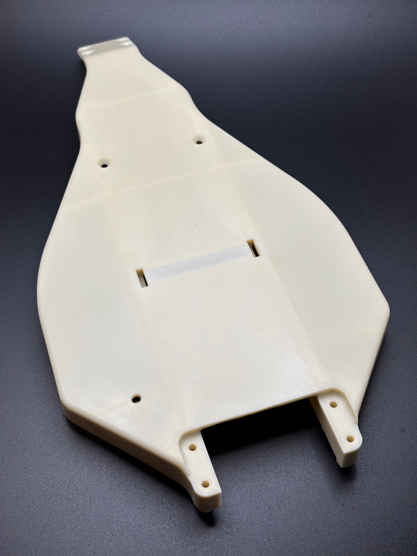 Fan RC B4 Main Chassis Plate, FR4-019