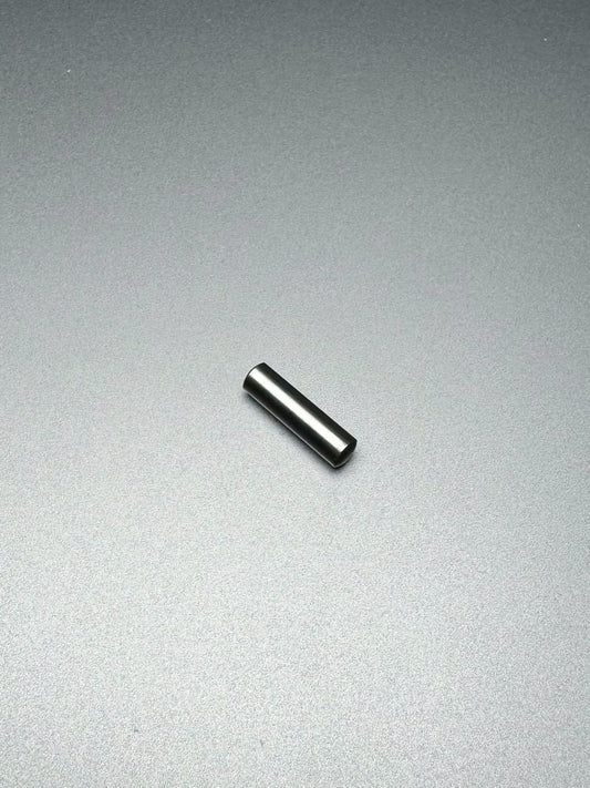 RC10 Middle Idler Shaft