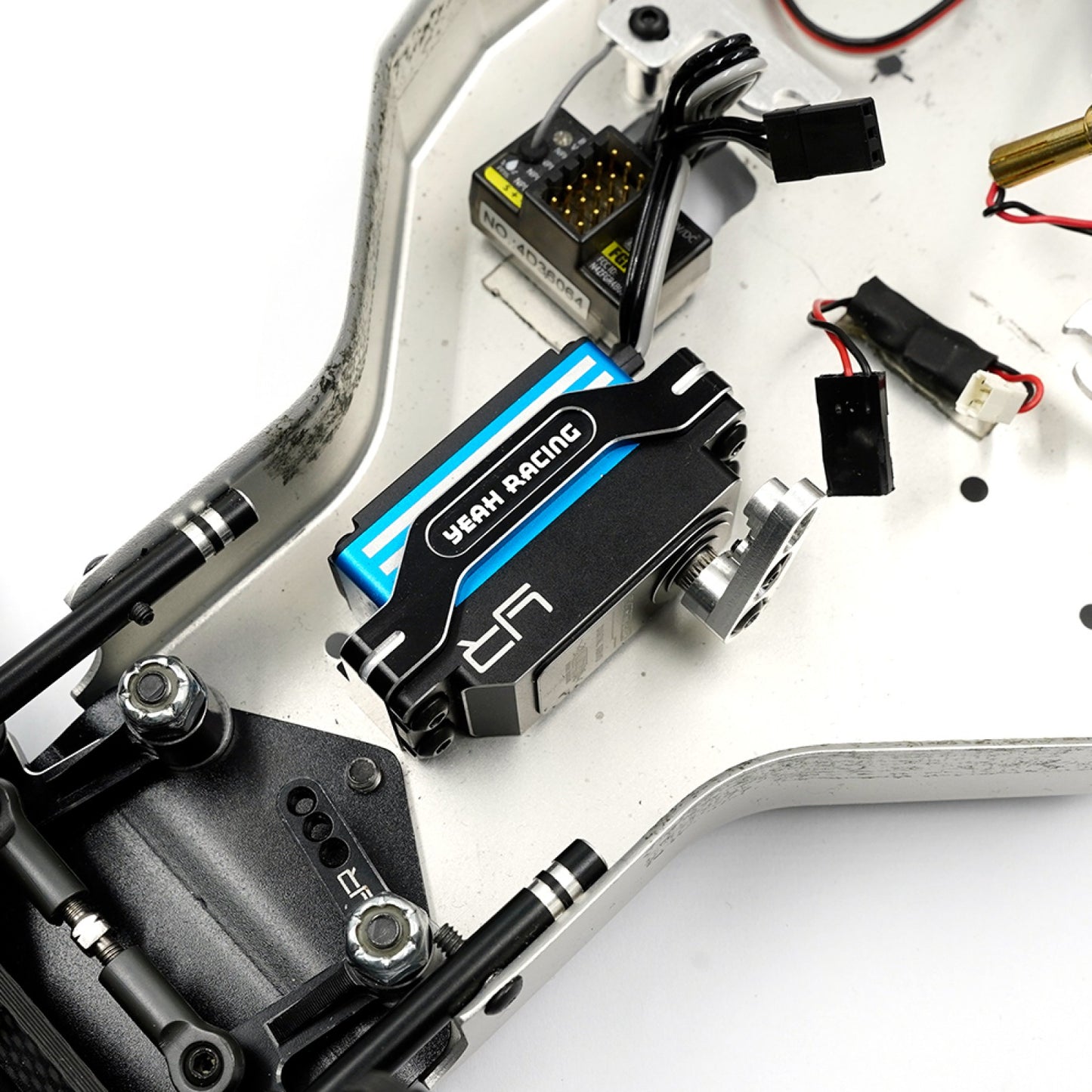 Yeah Racing Aluminum Servo Mount For Team Associated RC10 Black, TARC-013BK