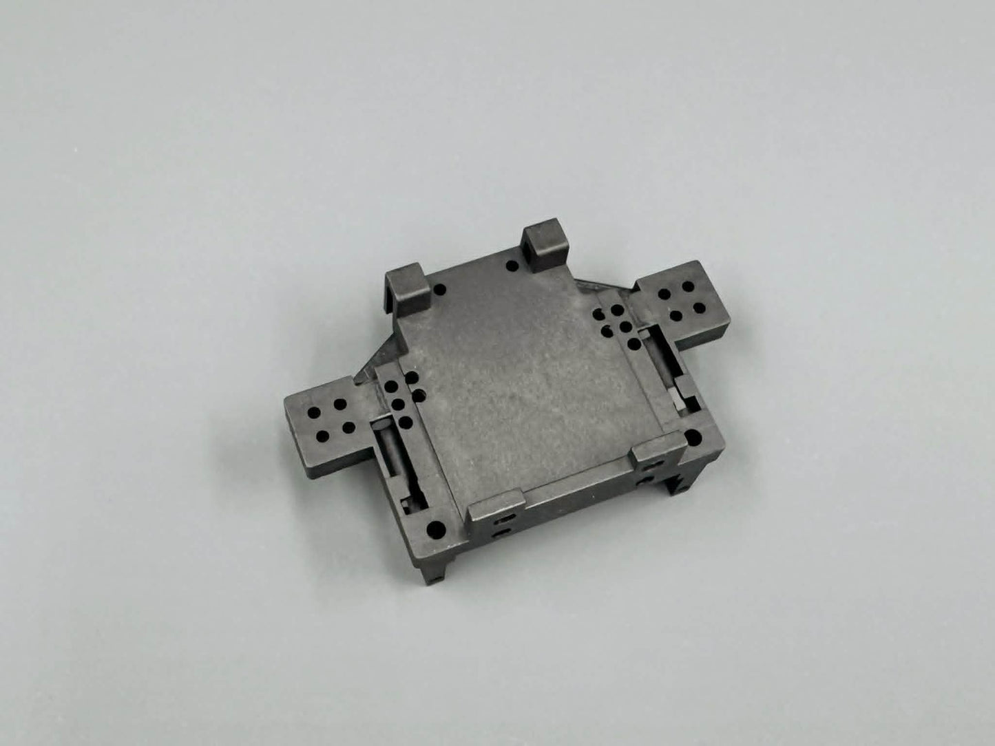 Fan RC Rear Bulkhead, fits JRX2 / JRX Pro SE / JRXT / Junior Two / Junior T / LXT, FL-0009
