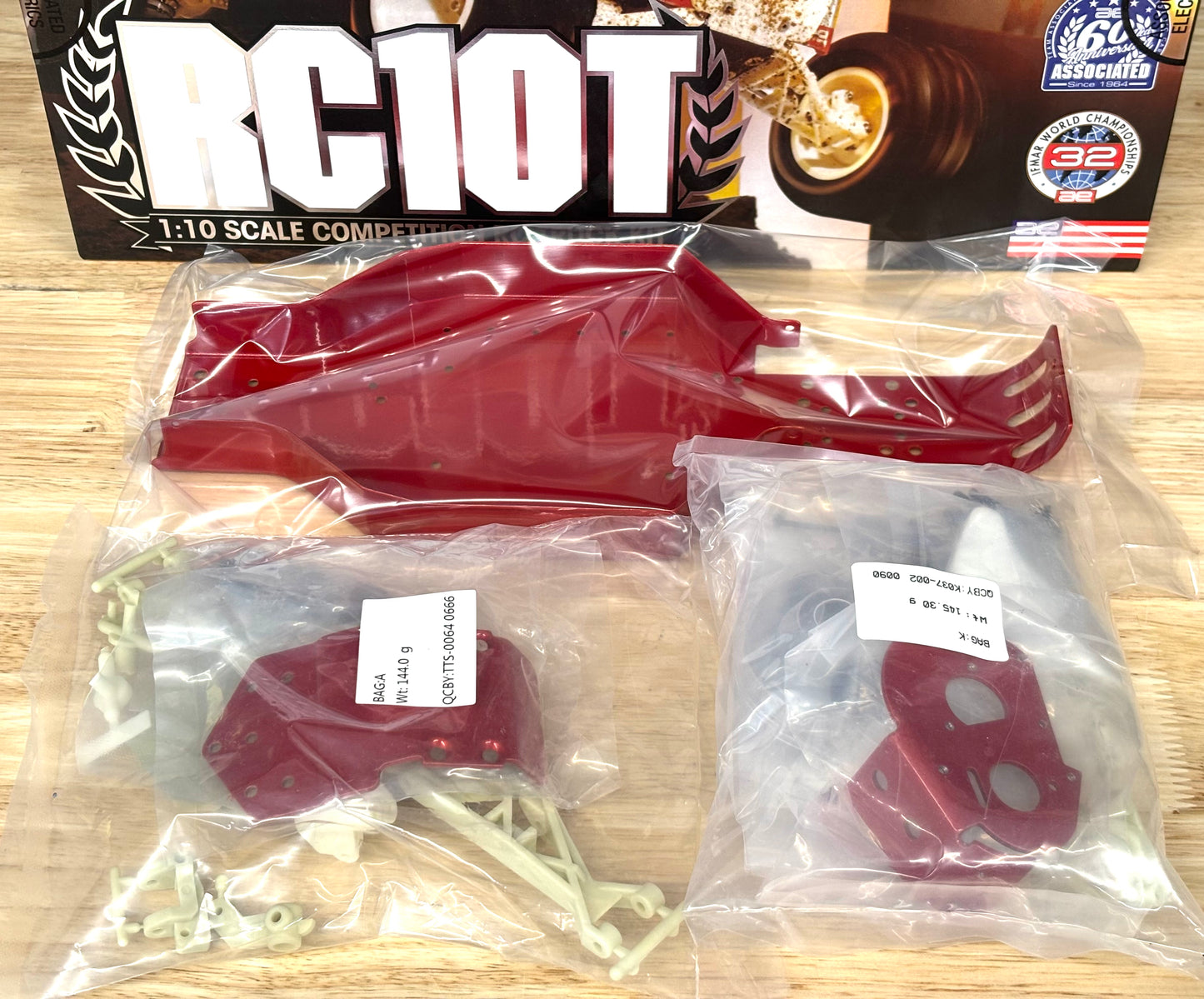 Team Associated Special Edition RC10T Classic Kit with Powder Coated Chassis, ASC-7002