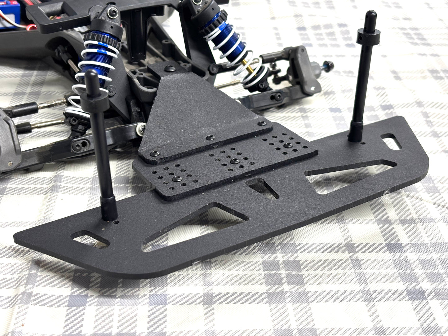 Ripper Traxxas Slash 2WD Latemodel Front Bumper & Rear Mount Kit, VRC-9230