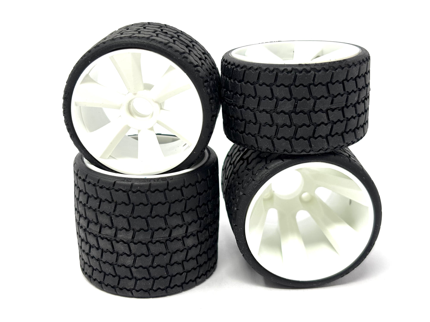 Gravity RC / Motiv RC TYPE12 12th rubber tires, GRC142