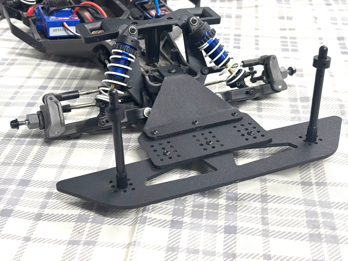 Ripper Traxxas Slash 2WD Street Stock Front Bumper & Rear Mount Kit, VRC-9231