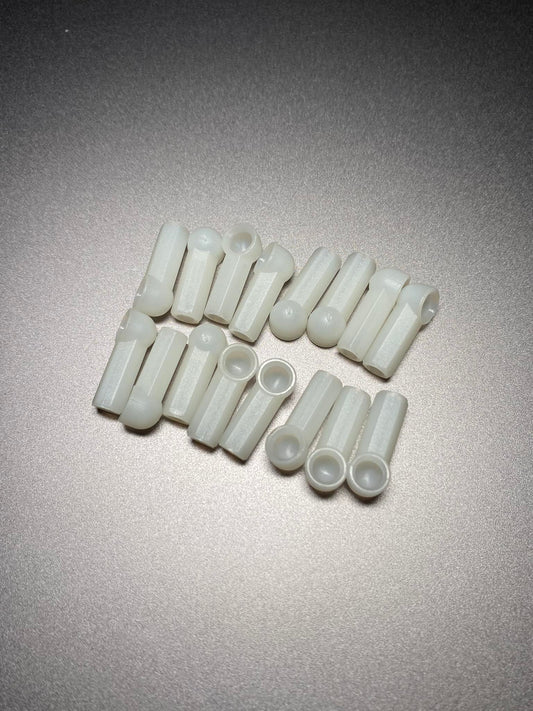 RC10 Ball Cups 10/10T/GT, 16 pcs 