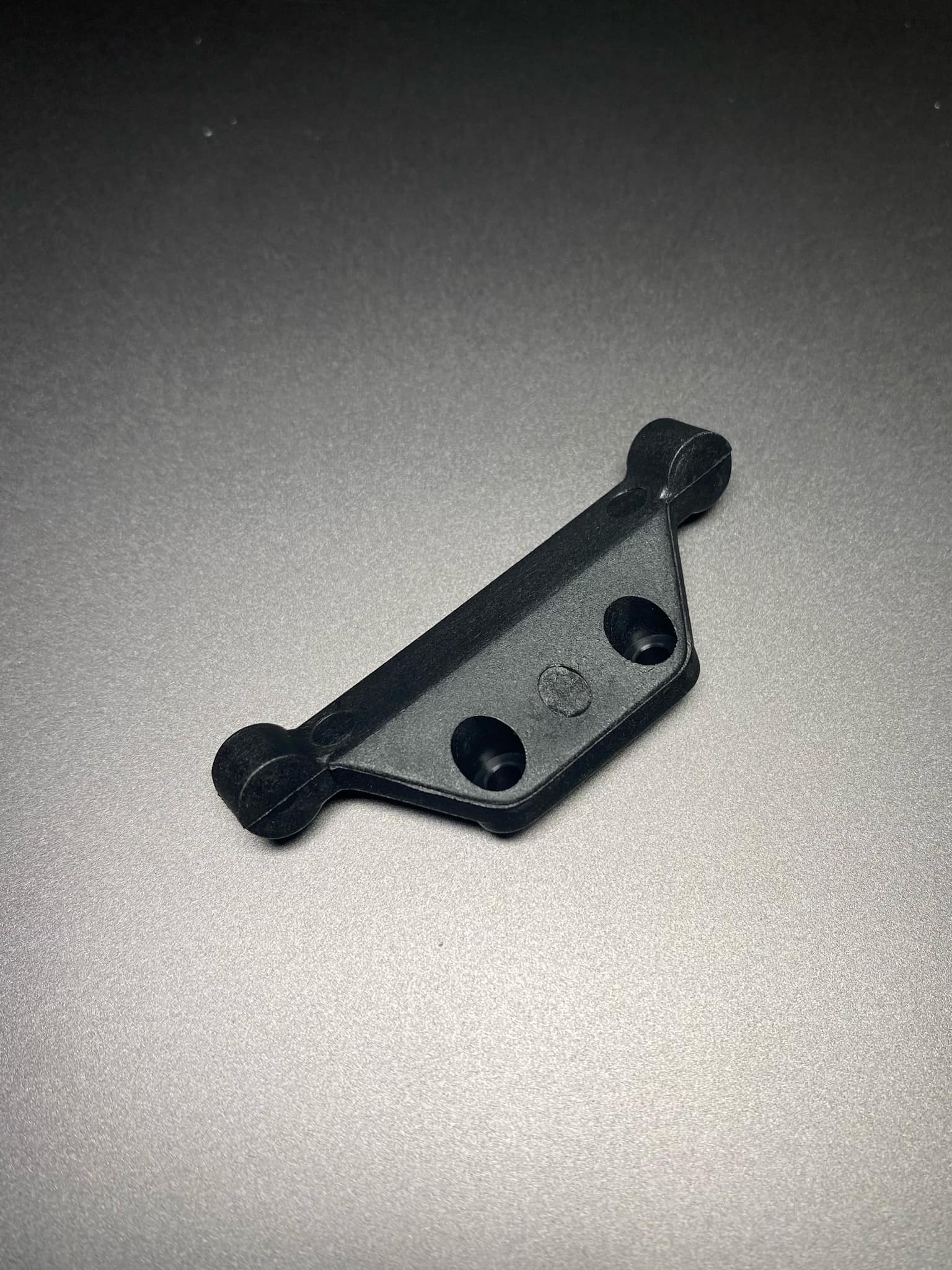 Fan RC RC10 B3 Rear Tranny Brace 